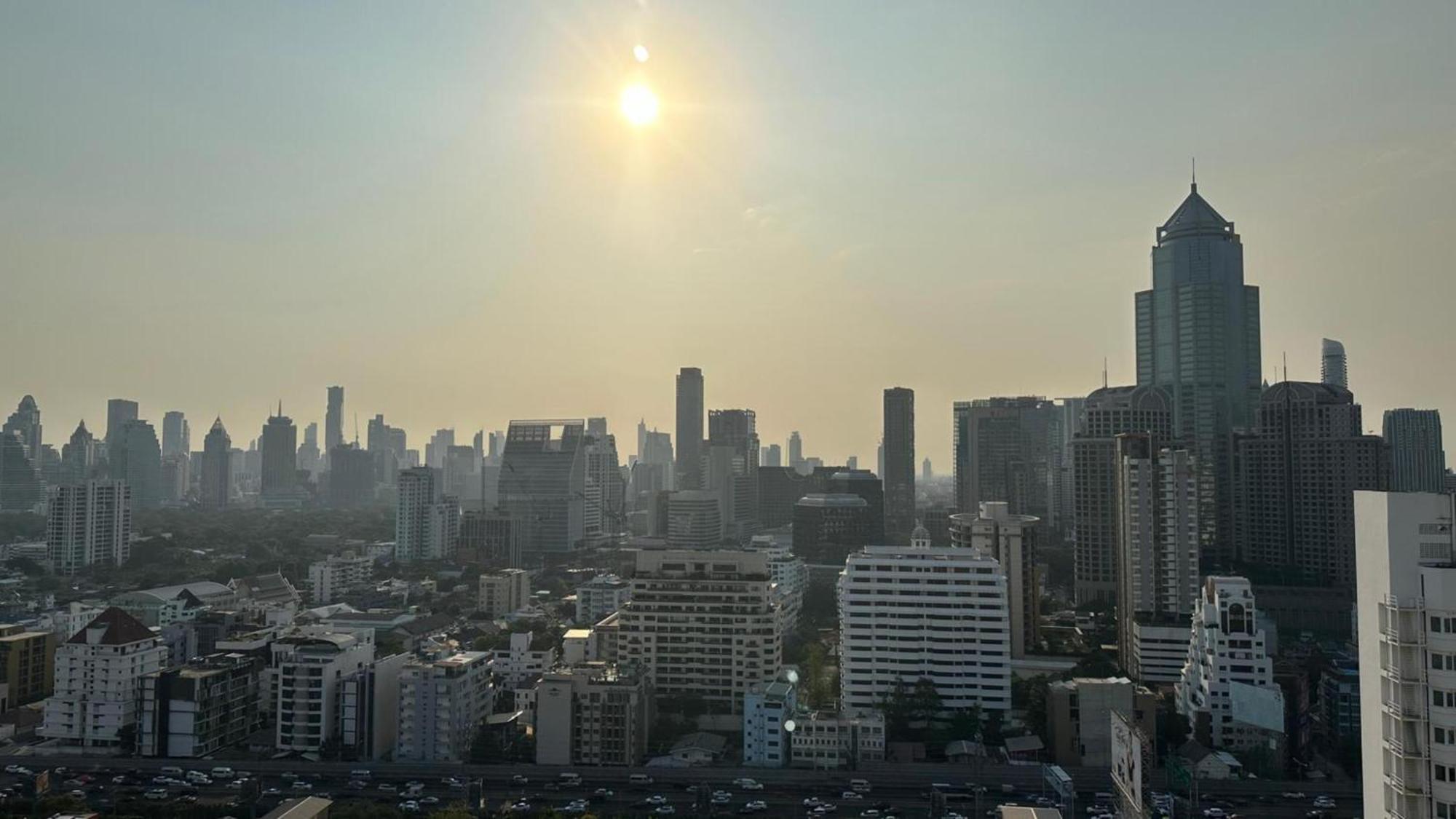Готель Omni Tower Sukhumvit Nana Direct Бангкок Екстер'єр фото