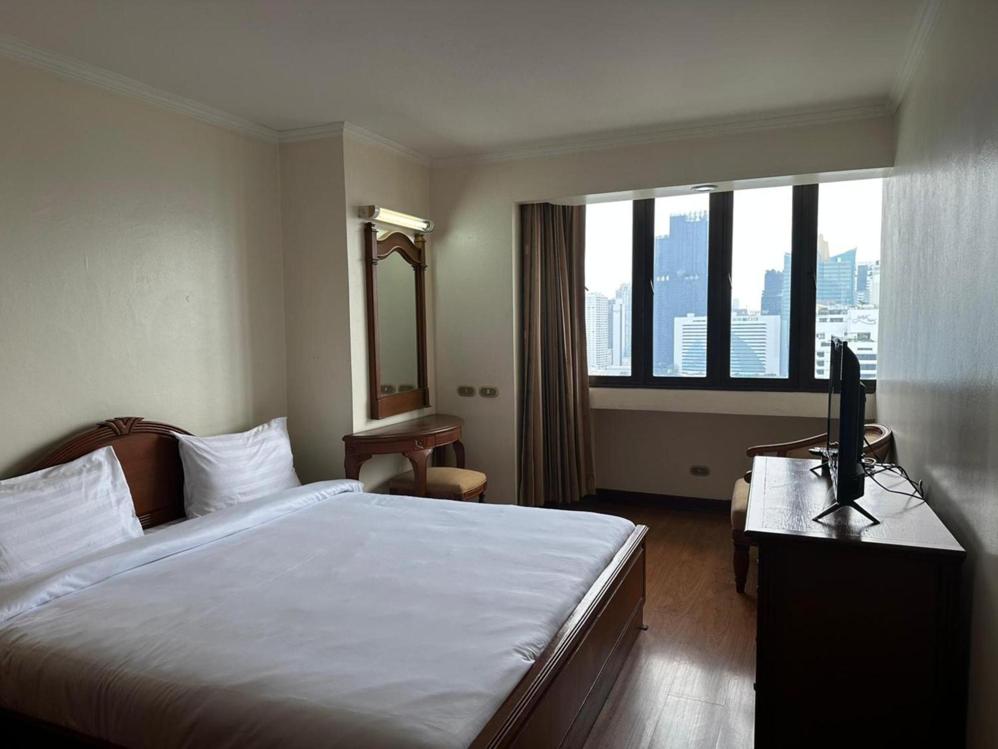 Готель Omni Tower Sukhumvit Nana Direct Бангкок Екстер'єр фото